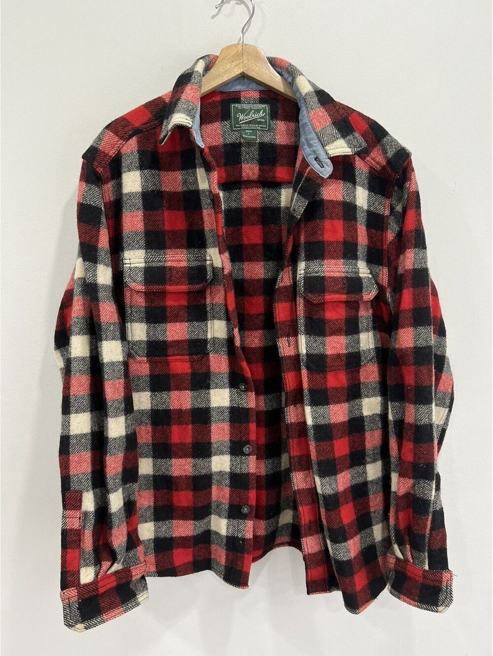 Vintage Woolrich Plaid Button Up Shirt buffalo